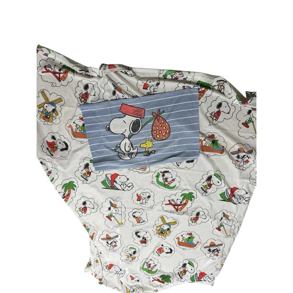 Snoopy Dreaming of World Travel Sheet 66" X 92" & Pillowcase Pictured  2 Pc Vtg